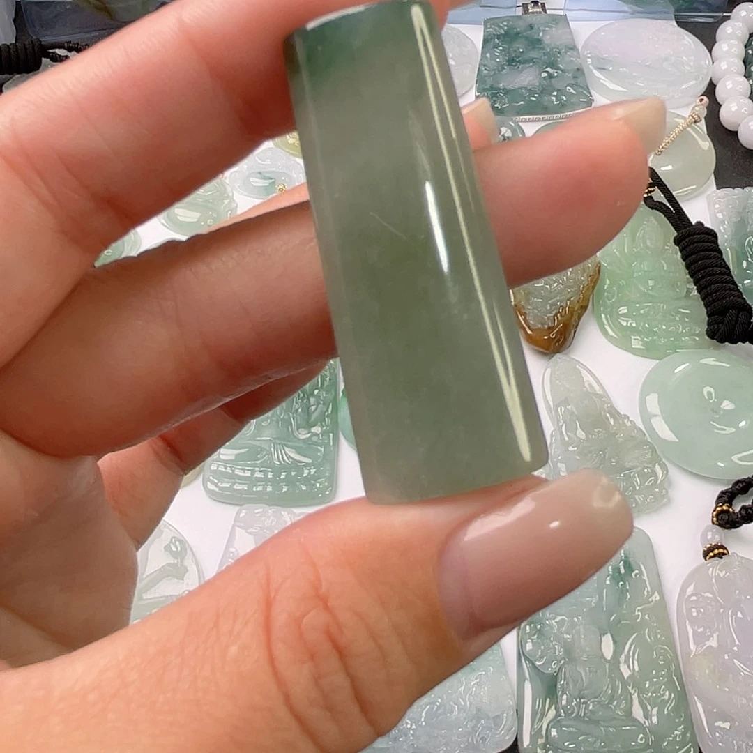 吊坠(不含链)未镶嵌翡翠1