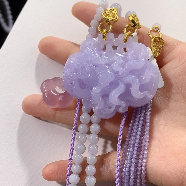 翡翠未镶嵌颈饰翡翠吊坠