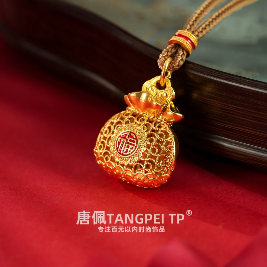 铜合金布艺项链 设计感国风祥云镂空花丝福袋项链小众时尚饰品