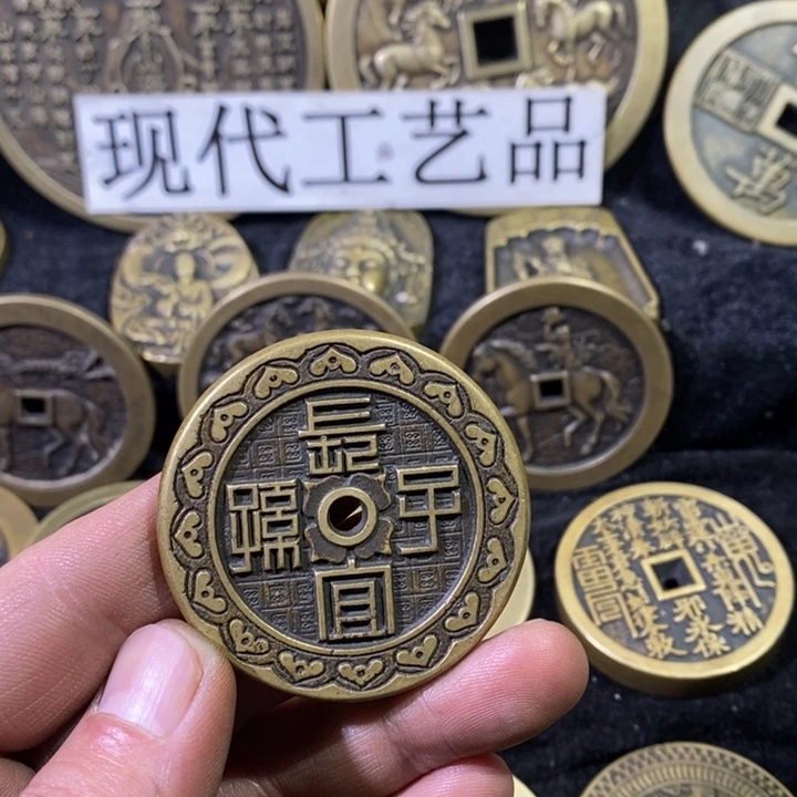 *****铜翻砂铸造现代工艺品