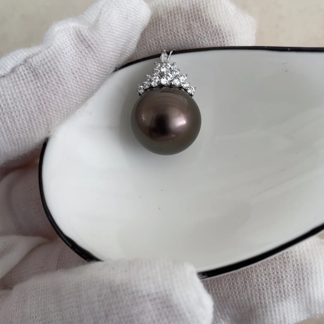 18K金镶嵌海水珍珠吊坠(不含链)13.3mm