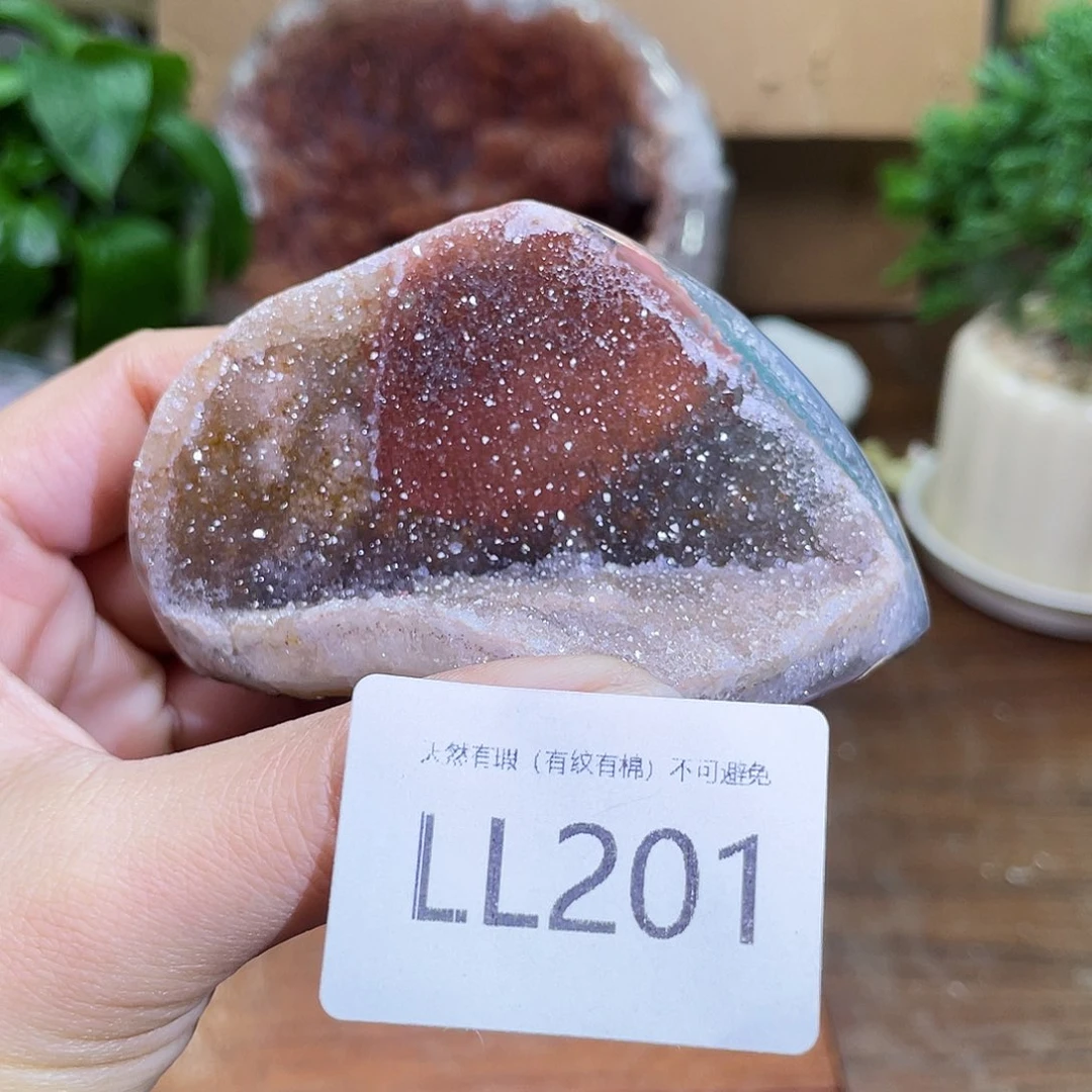 未镶嵌大型摆件（非配饰）水晶