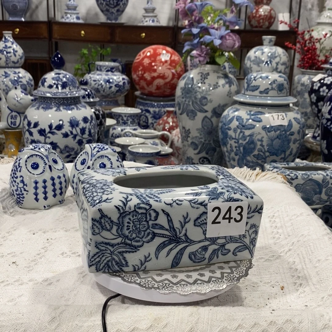 【闪购商品】摆件花瓶………………………
