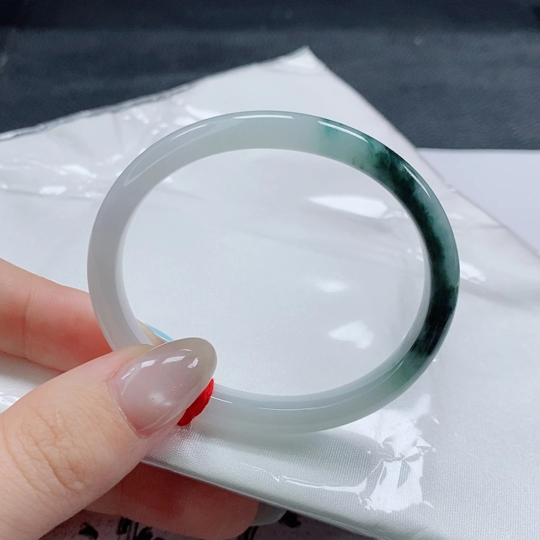 【闪购商品】未镶嵌手镯（贵妃镯）翡翠537号