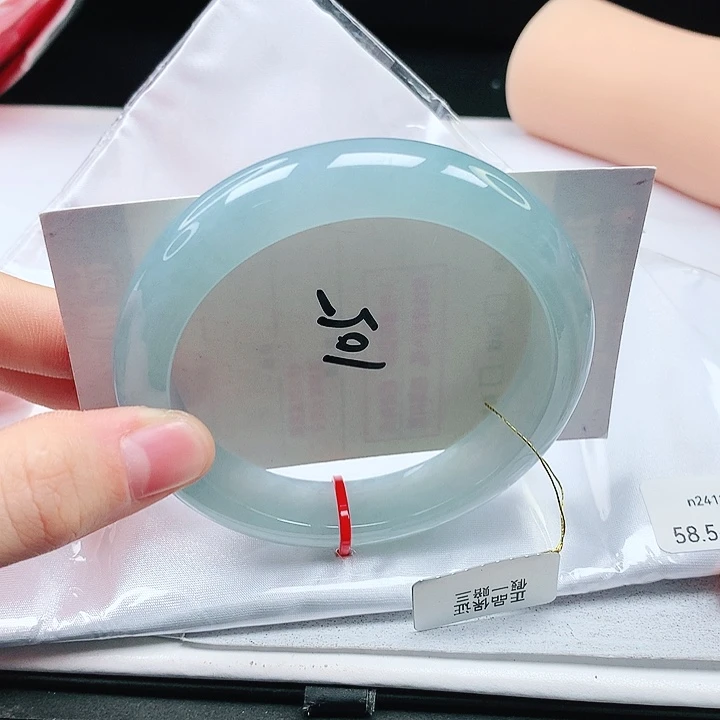 翡翠手镯未镶嵌缅甸天然a货手镯58+