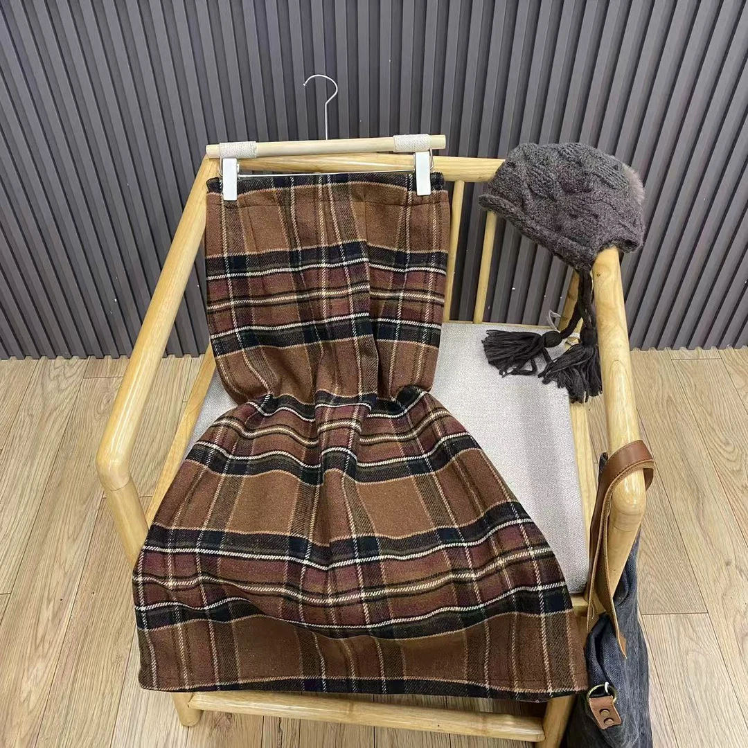 秋冬复古格纹后开叉加绒半身裙羊毛混纺中长款显瘦包臀裙女Q25126