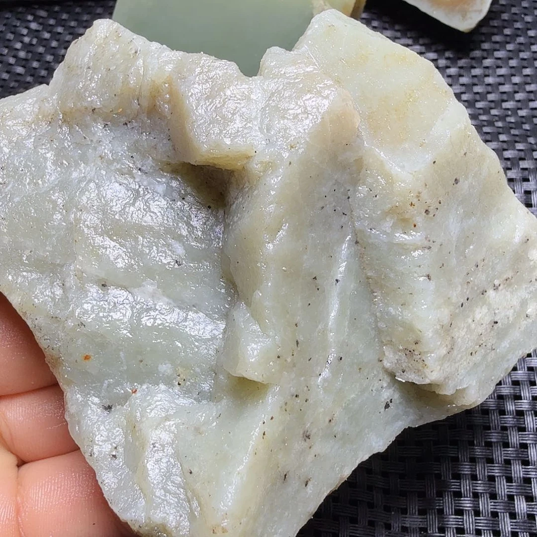 和田玉（糖玉）未镶嵌珠宝半成品