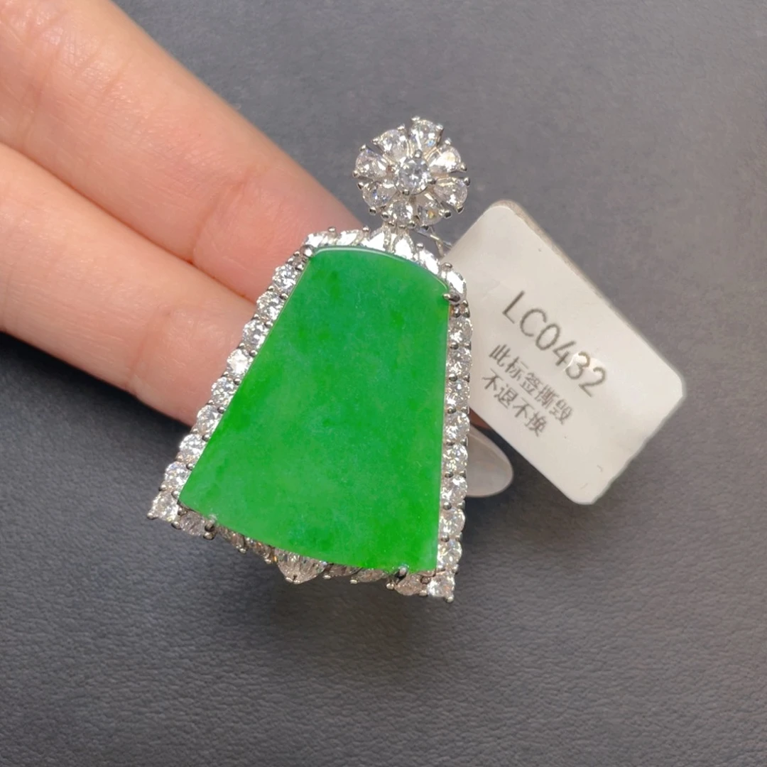 【闪购商品】吊坠(不含链)银S925镶嵌翡翠