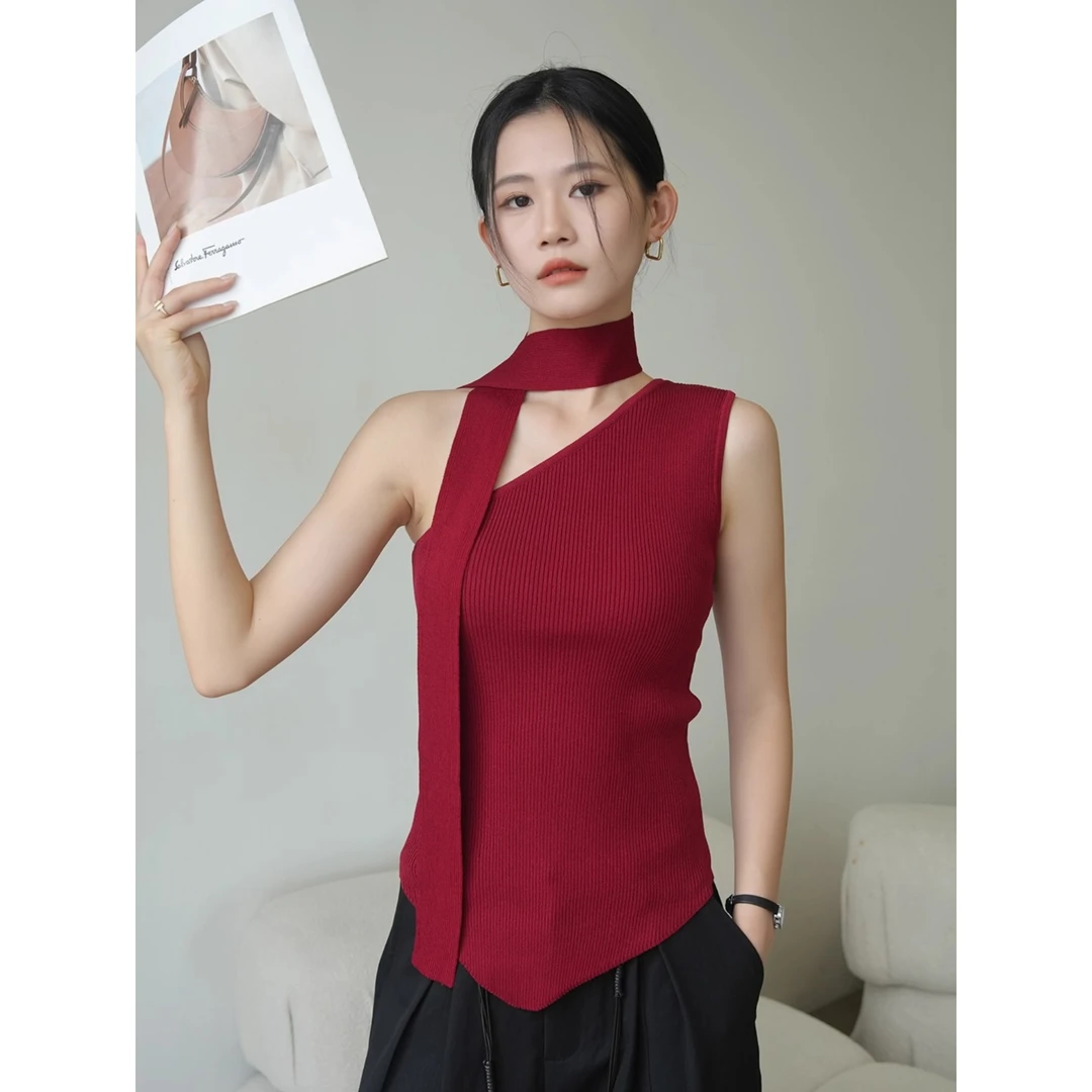 红色斜肩针织吊带背心女2025新款早秋季飘带挂脖内搭纯欲外穿上衣