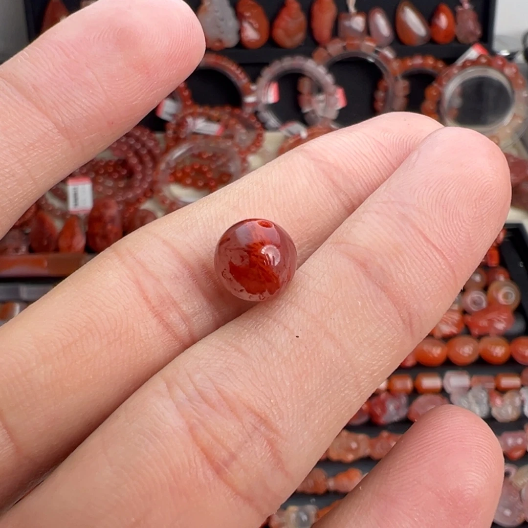 南红玛瑙未镶嵌颈饰圆珠8.5mm