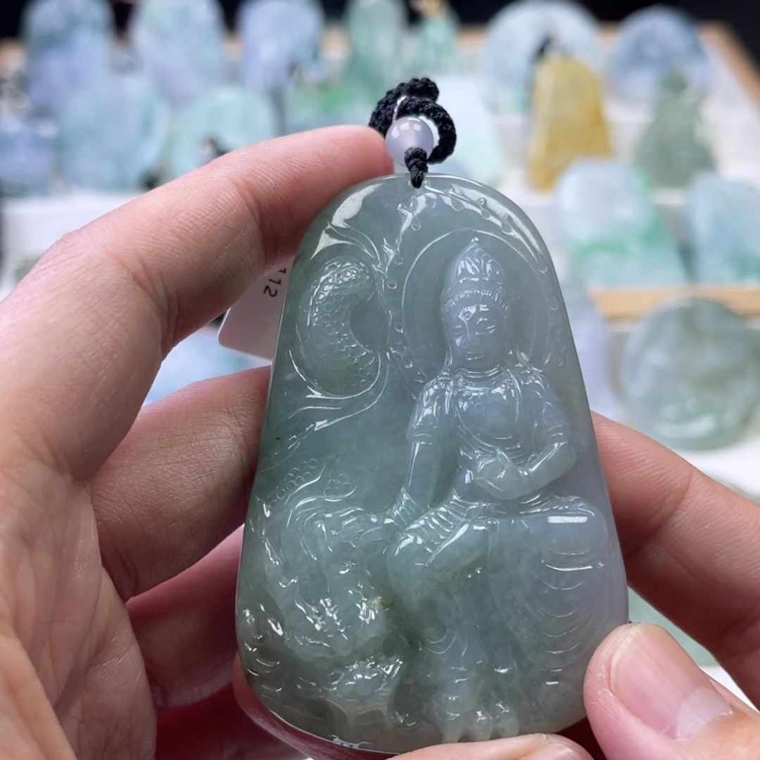 翡翠未镶嵌颈饰112