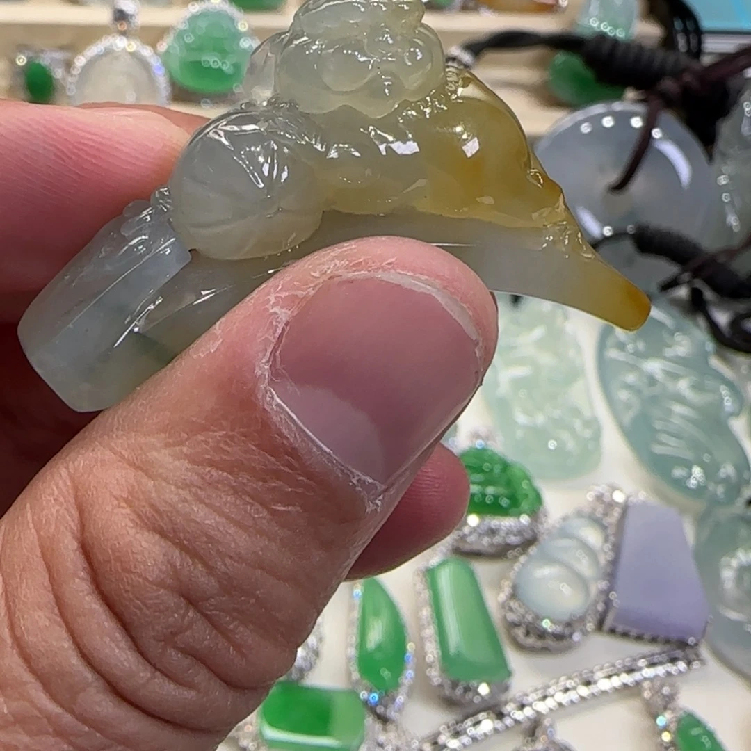 定制翡翠未镶嵌天然缅甸翡翠a货