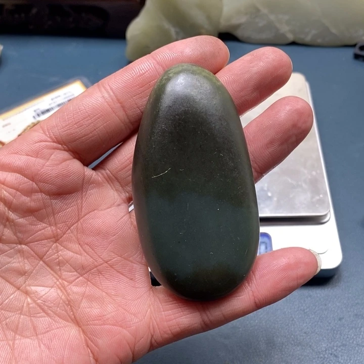 ，***行和田玉（糖玉）未镶嵌挂件