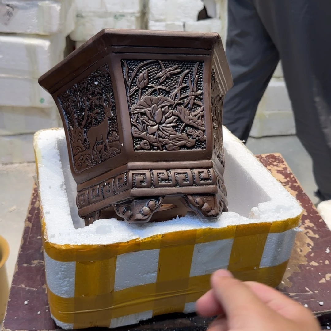 紫砂花盆瑕疵和瑕疵