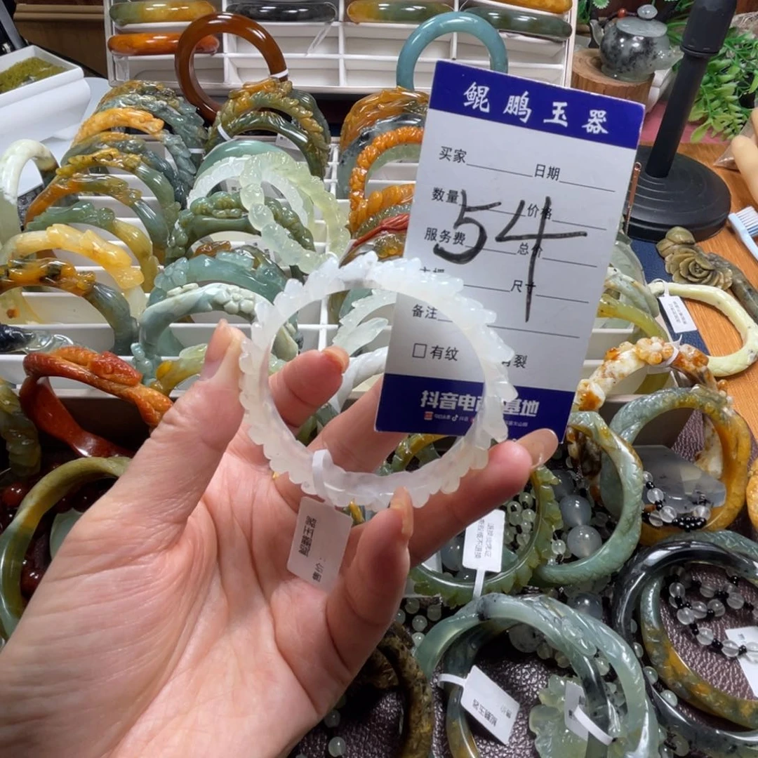 未镶嵌蛇纹石玉手镯