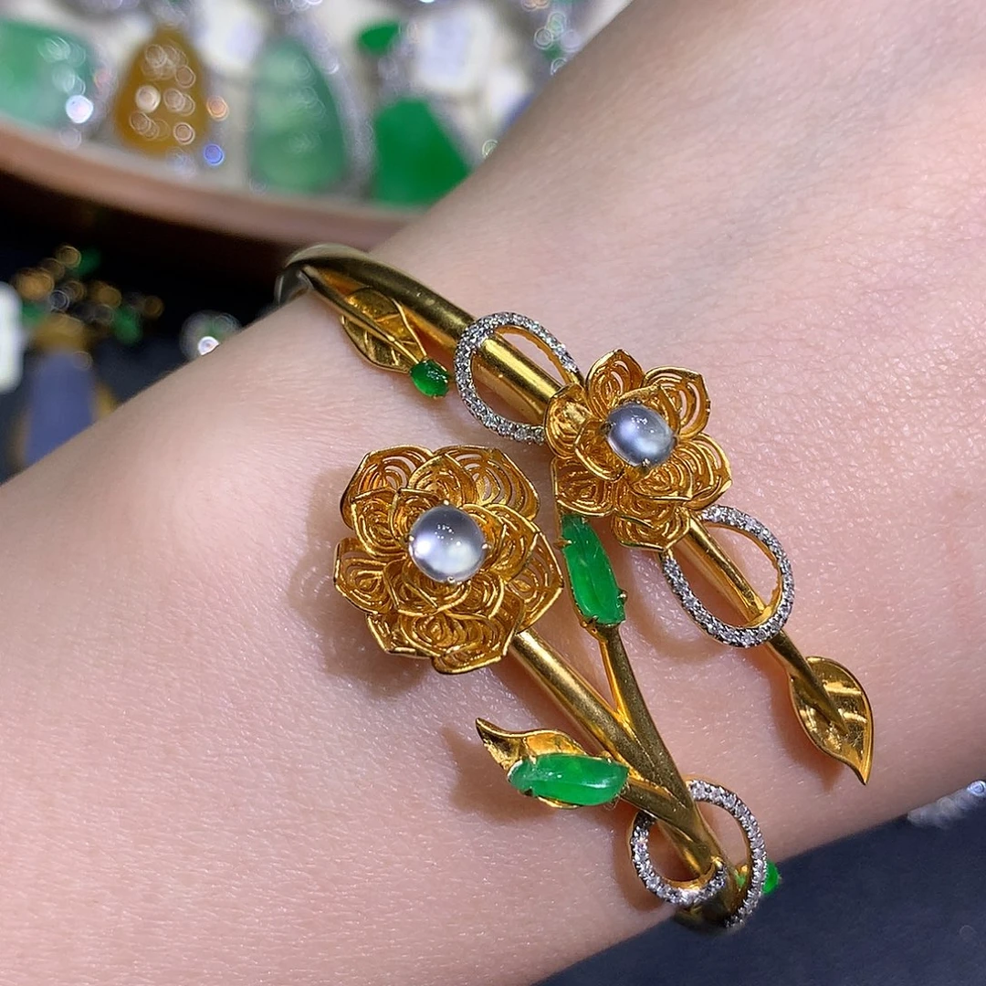 翡翠18K金镶嵌吊坠(不含链)