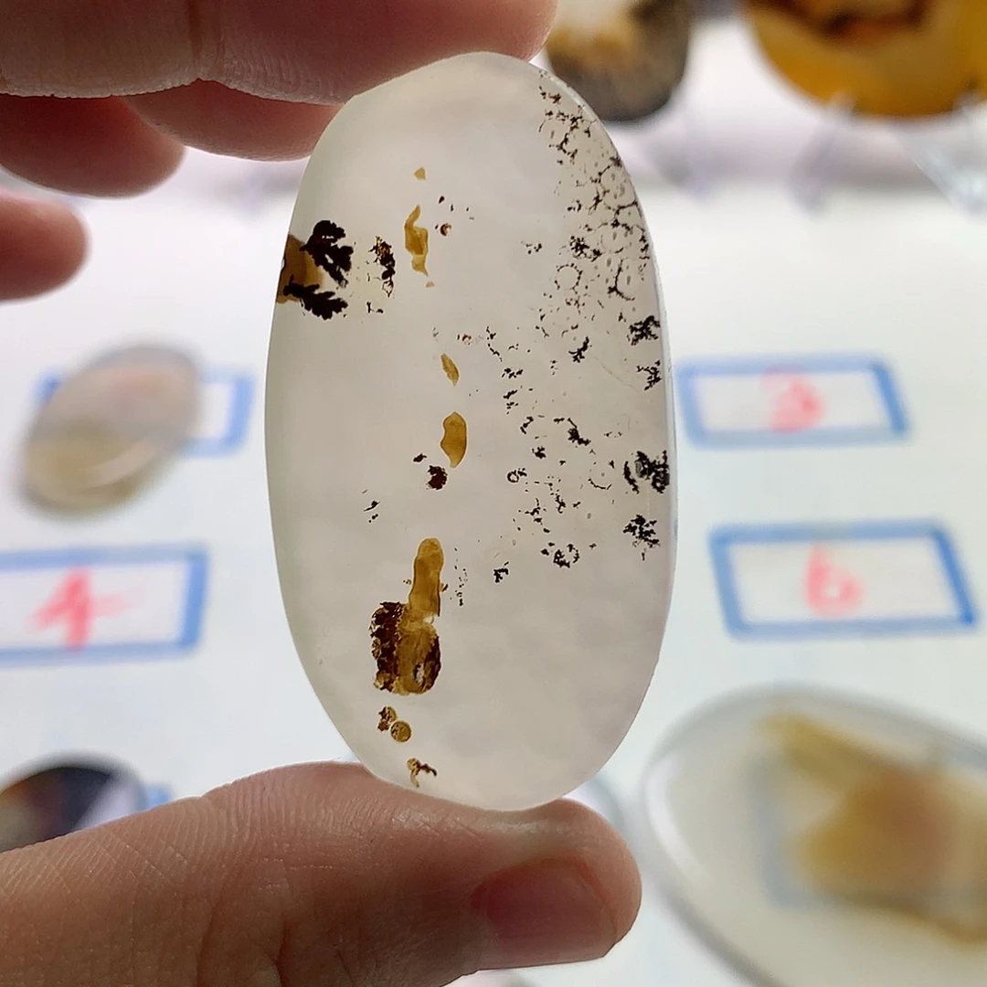 玛瑙/玉髓未镶嵌珠宝半成品