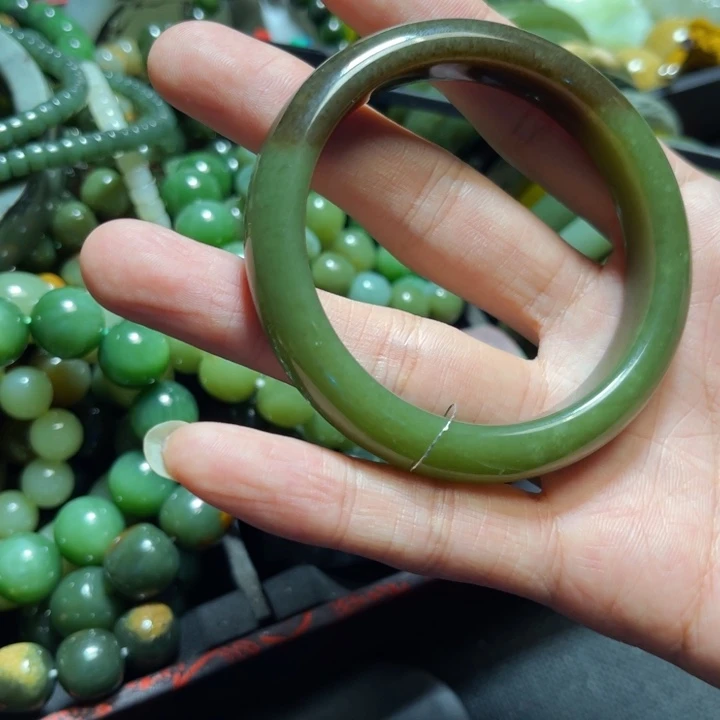 和田玉未镶嵌手链