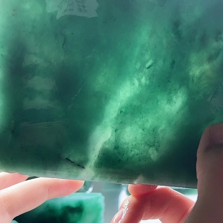 邓***元定制石英质玉（非洲翠）