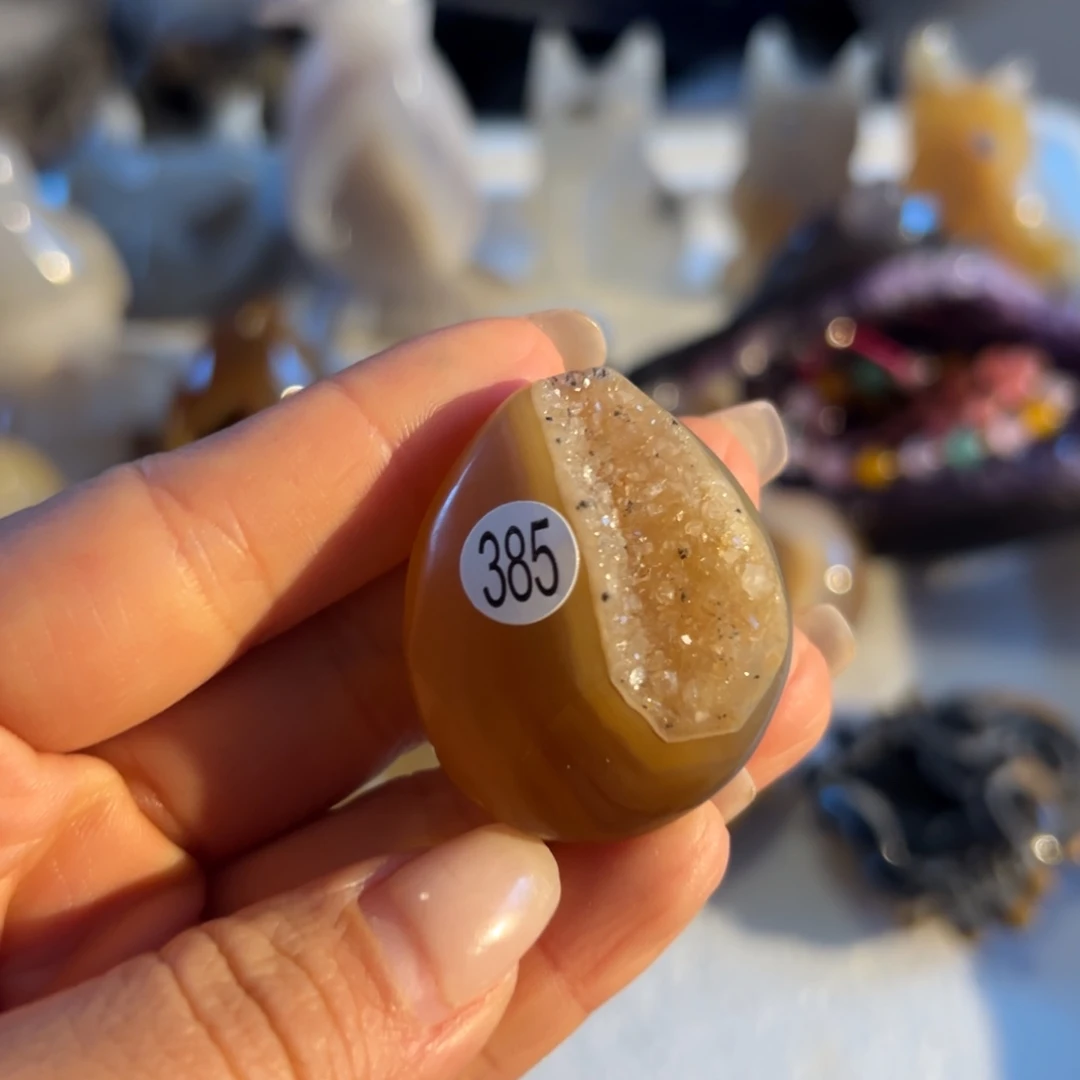 玛瑙/玉髓未镶嵌雕刻件