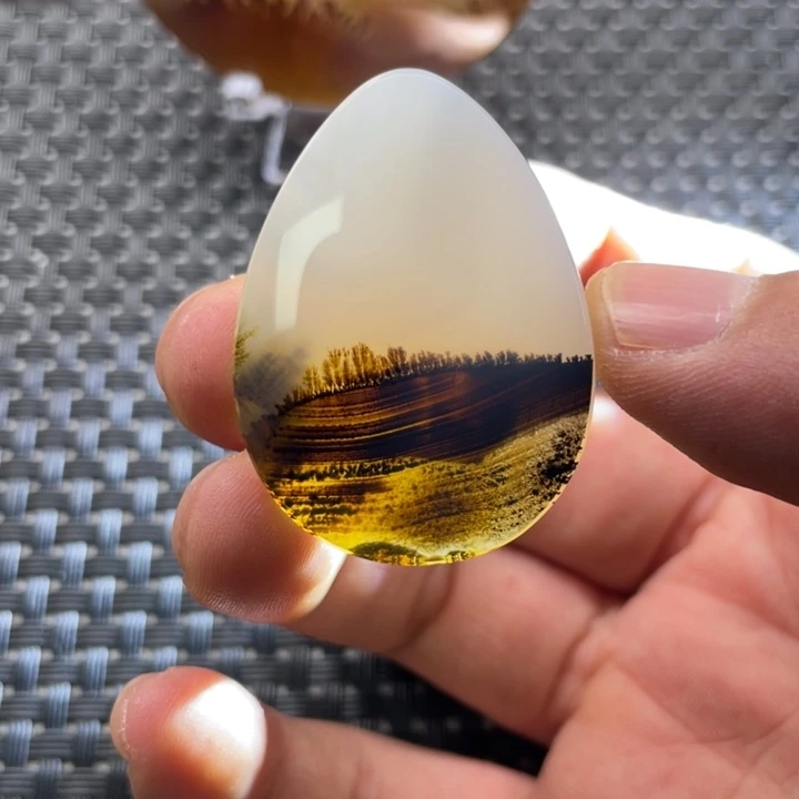 不***配玛瑙/玉髓未镶嵌颈饰