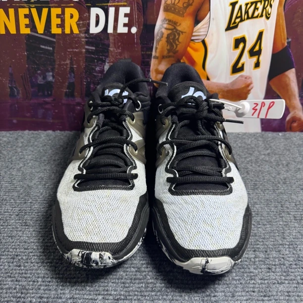 42.5码 kd15篮球鞋