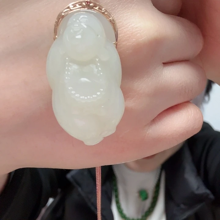 颈饰18K金镶嵌和田玉仓库