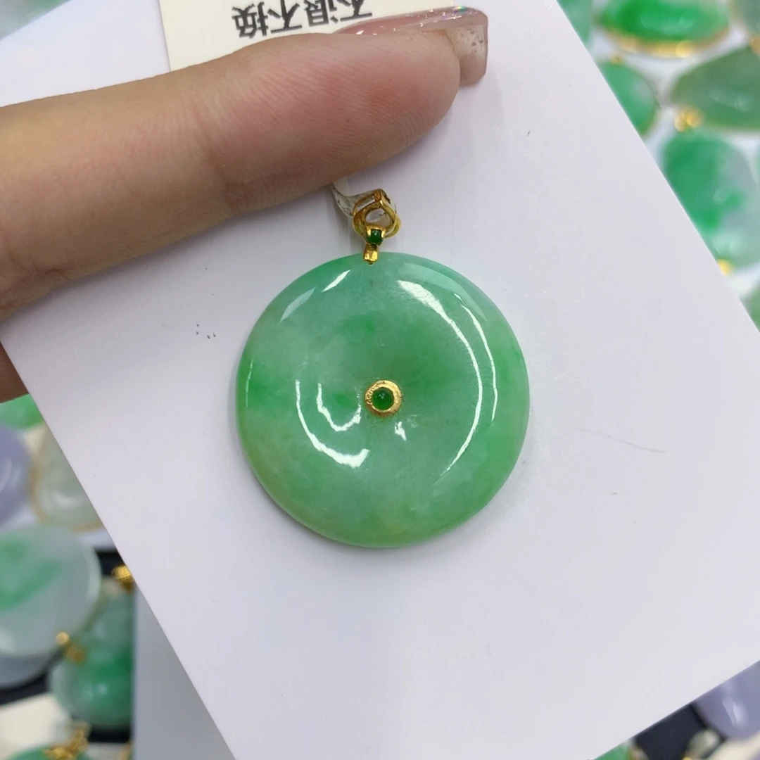 颈饰18K金镶嵌翡翠翡翠