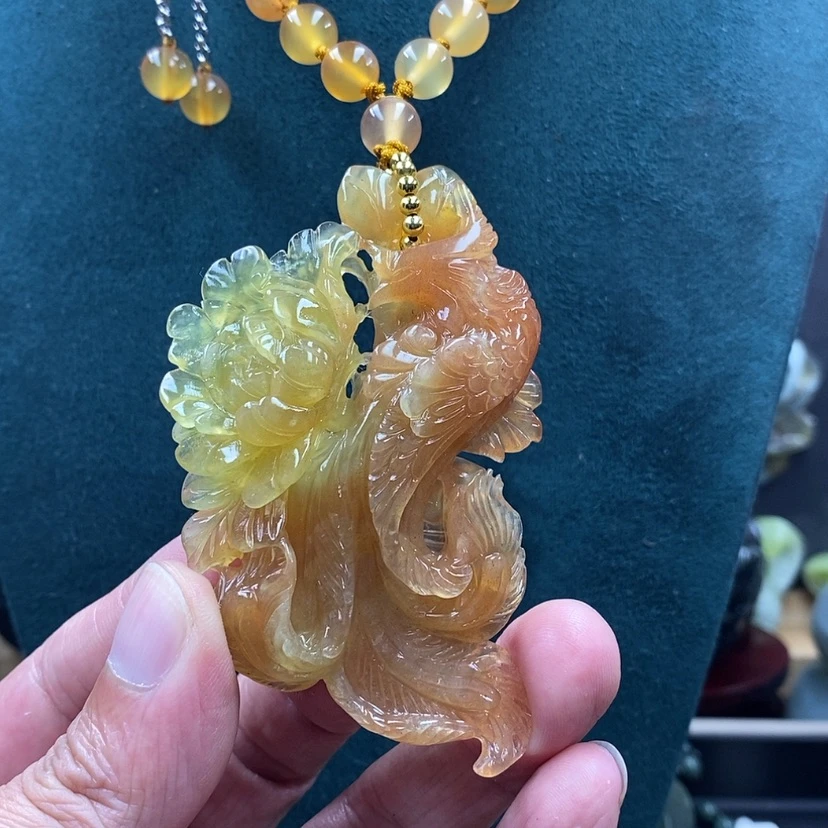 【闪购商品】蛇纹石玉未镶嵌吊坠