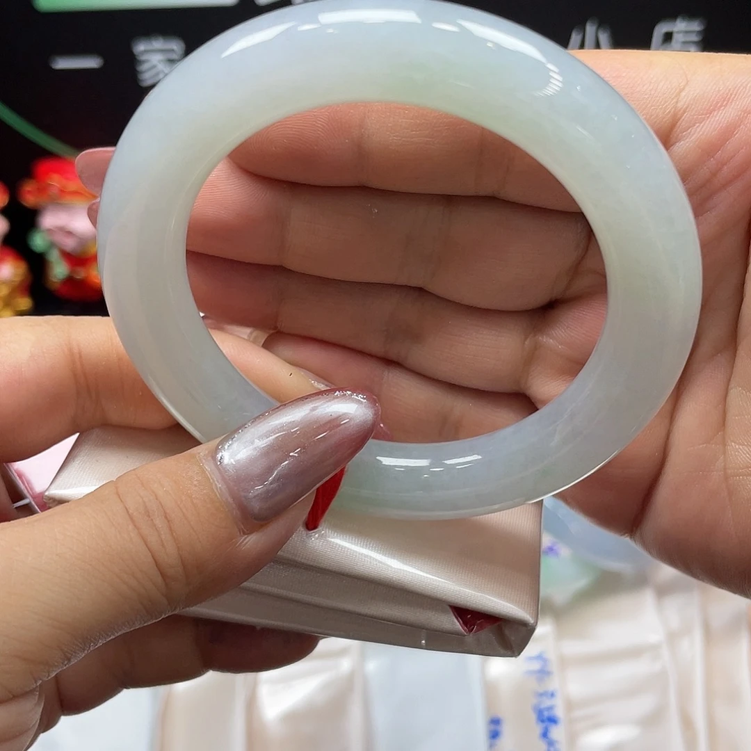 翡翠未镶嵌手镯57圆条