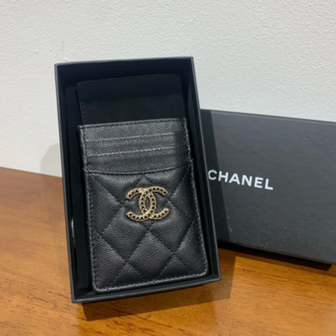 99新 Chanel/香奈儿 23A黑金水钻荔枝纹牛皮竖版卡夹