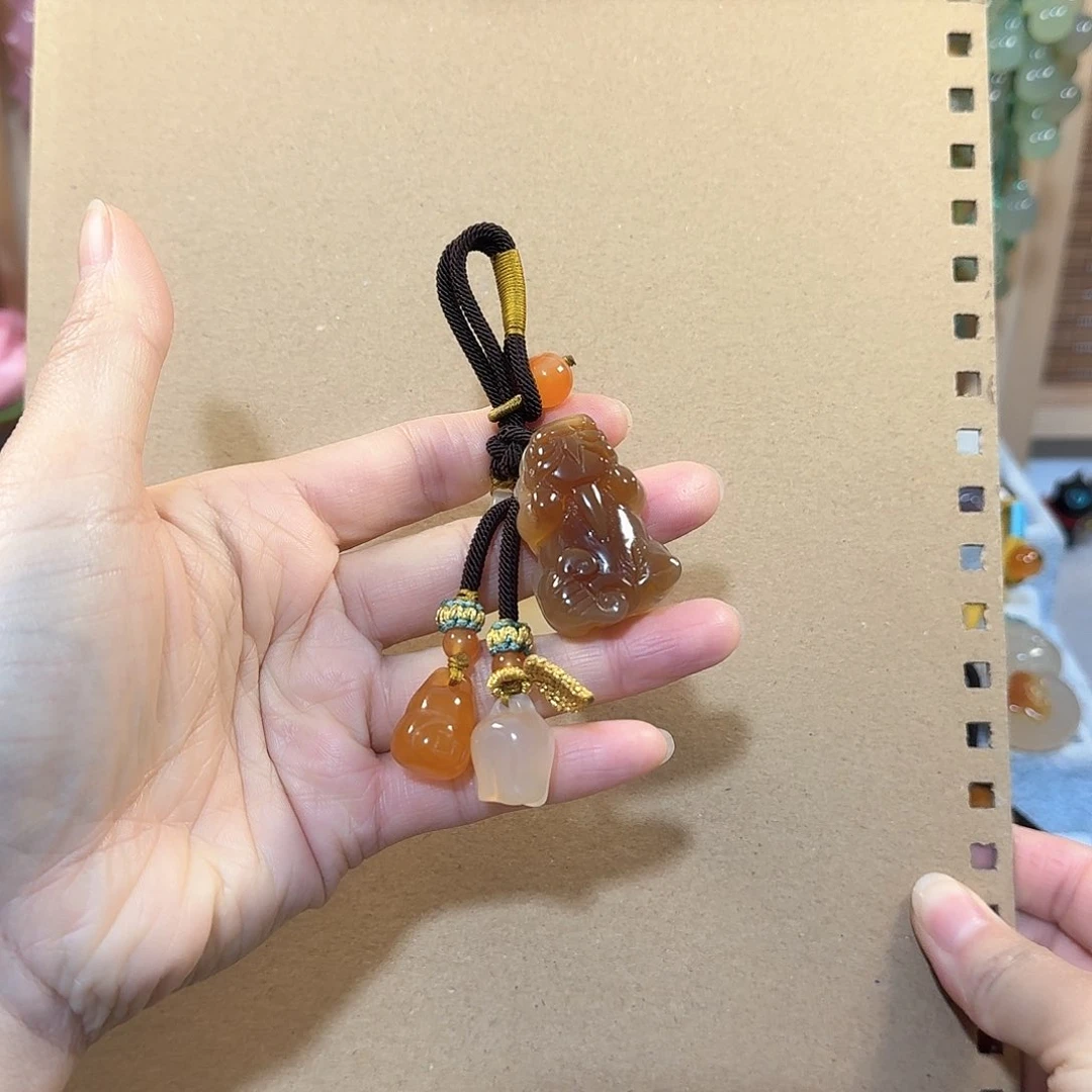 玛瑙/玉髓钥匙挂件未镶嵌大****～
