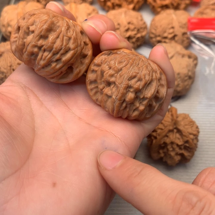 来***好文玩核桃吊坠磨盘