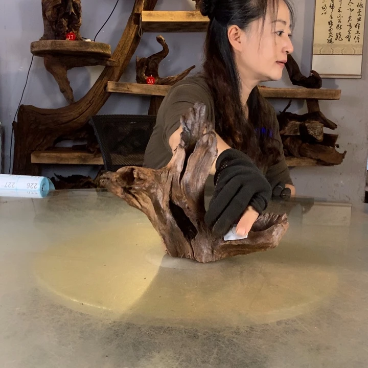 *****天然的云南紫柚木会黄