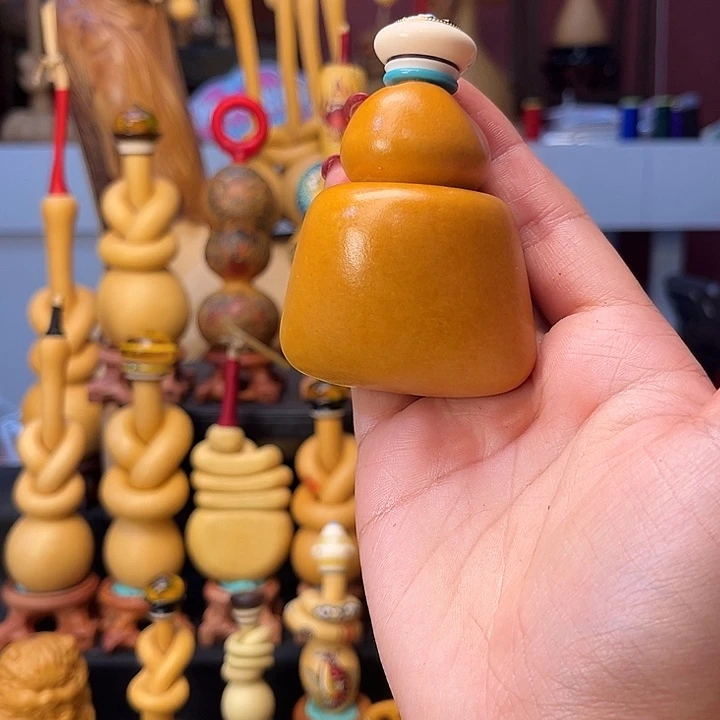 扣***哇我6666666666月11111111