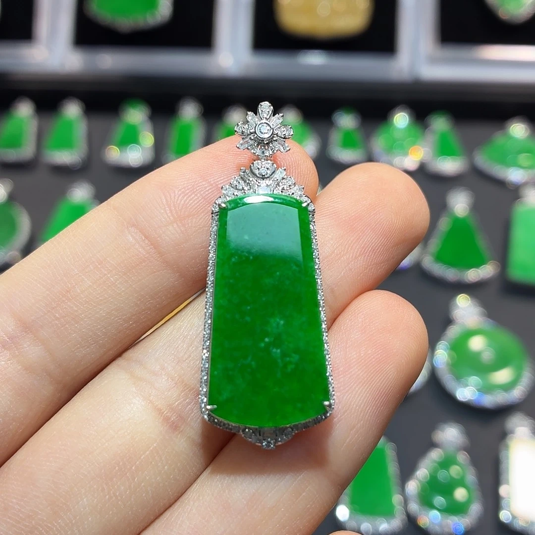 翡翠18K金镶嵌吊坠(不含链)翡翠