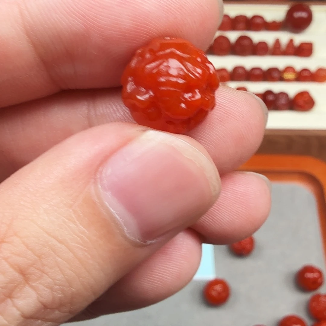 南红玛瑙未镶嵌颈饰