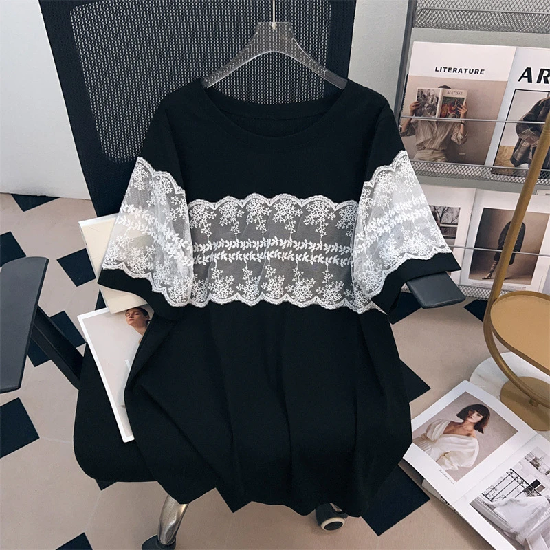 新款短袖上衣女夏季大码胖妹妹宽松遮肉显瘦时尚圆领蕾丝拼接上衣