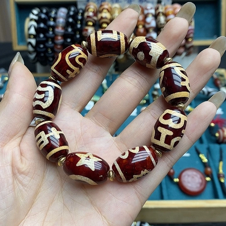 玛瑙/玉髓（覆膜）颈饰合金