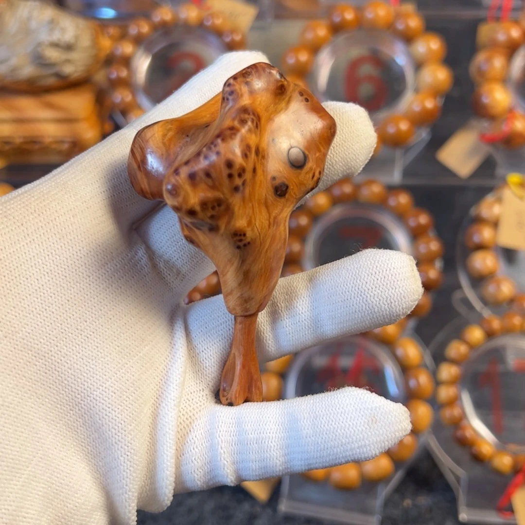 柏木（崖柏）逆**梭太行崖柏把件