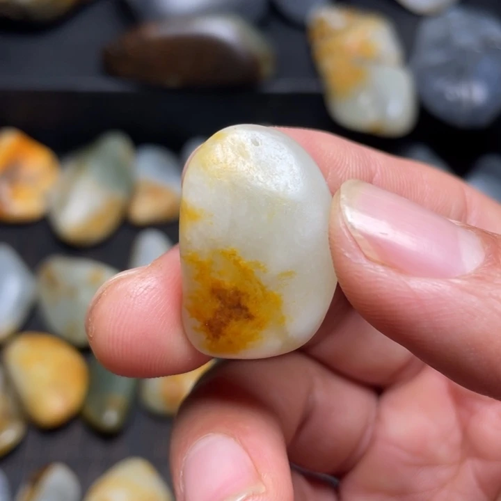 和田玉未镶嵌挂件70