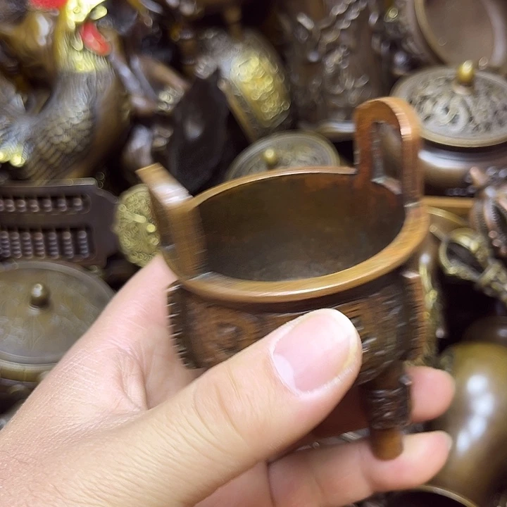 诚信经营精美铜器
