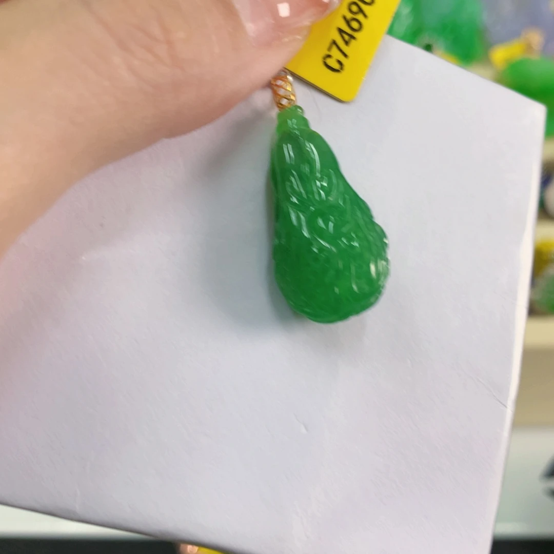 吊坠(不含链)18K金镶嵌翡翠