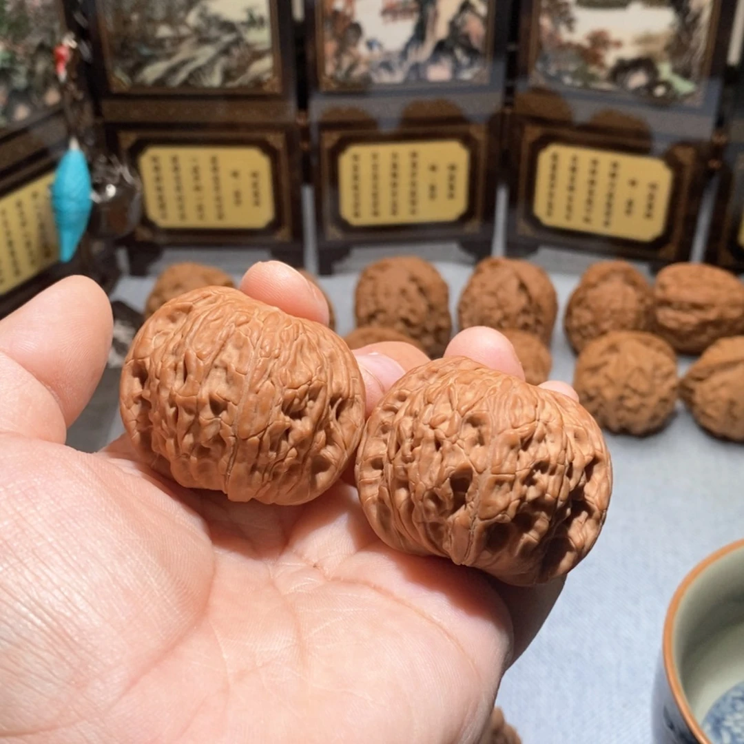 【闪购商品】文玩核桃吊坠蝴蝶磨