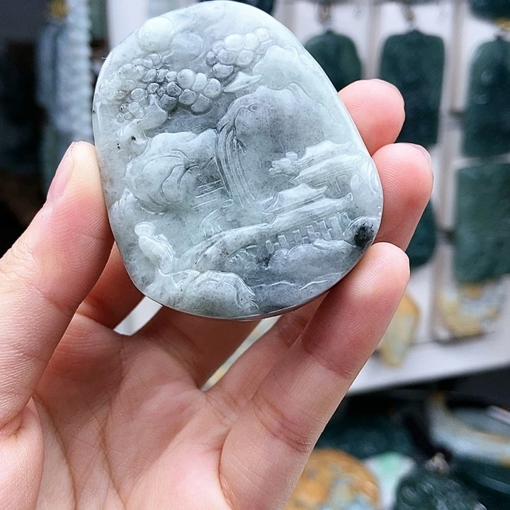 翡翠未镶嵌颈饰翡翠