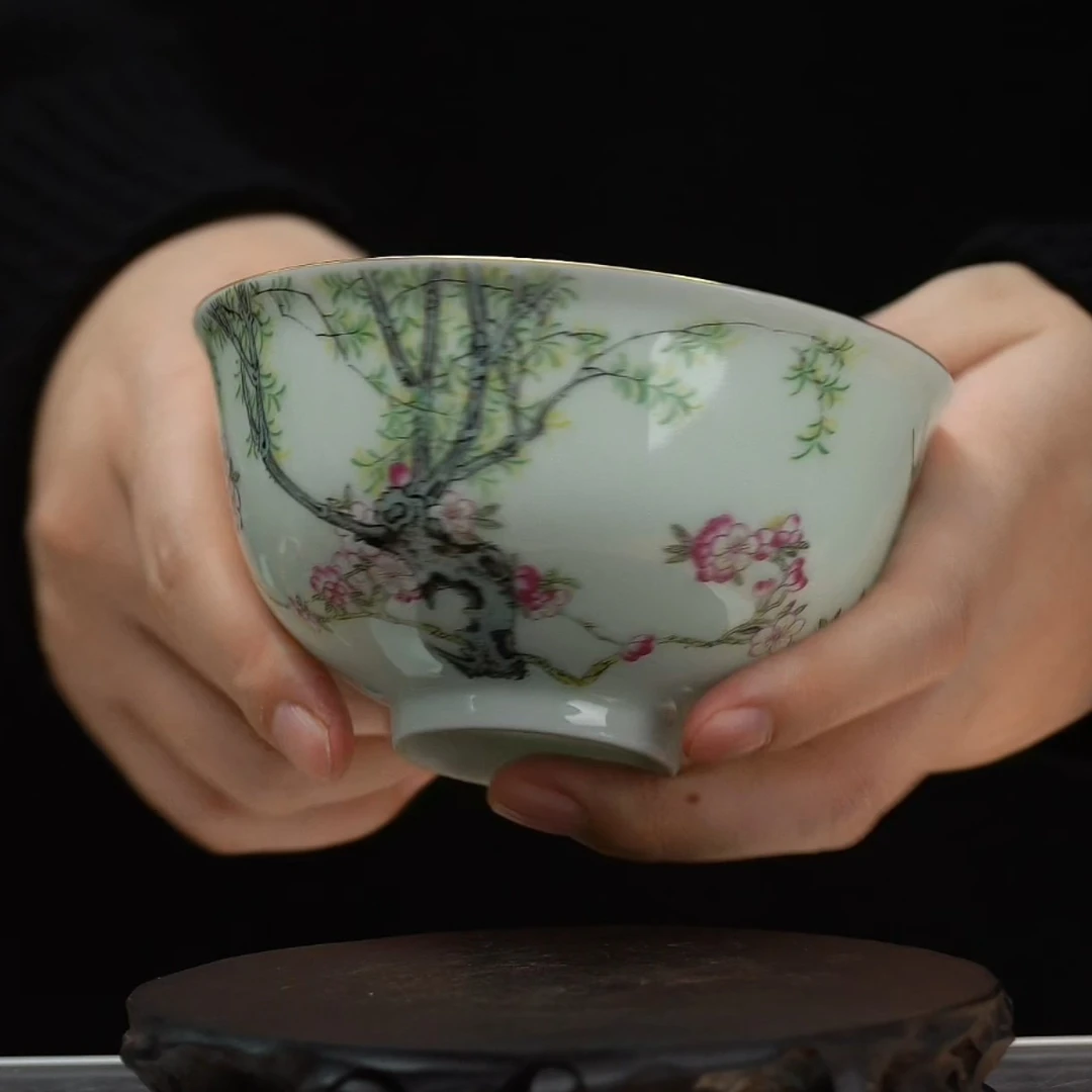 珐琅彩花鸟诗题纹碗