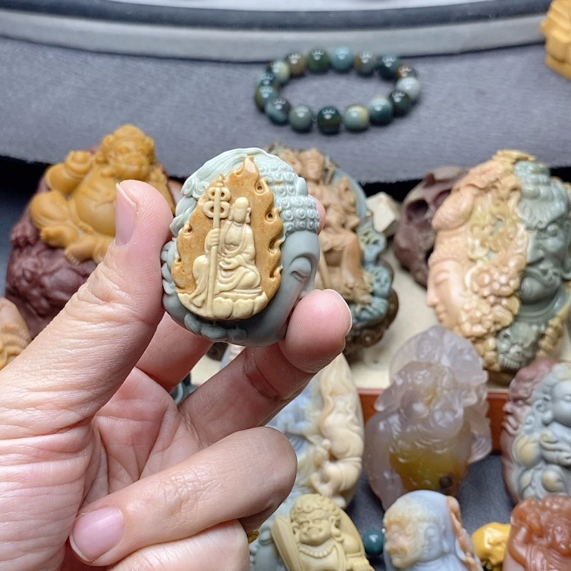 【闪购商品】定制石英质玉吊坠未镶嵌