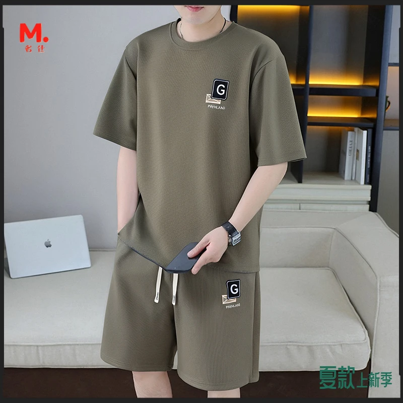 夏季薄款休闲运动套装男士宽松短袖t恤搭配短裤时尚帅气男装一套