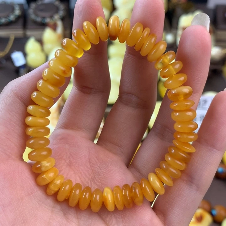 未镶嵌颈饰琥珀款