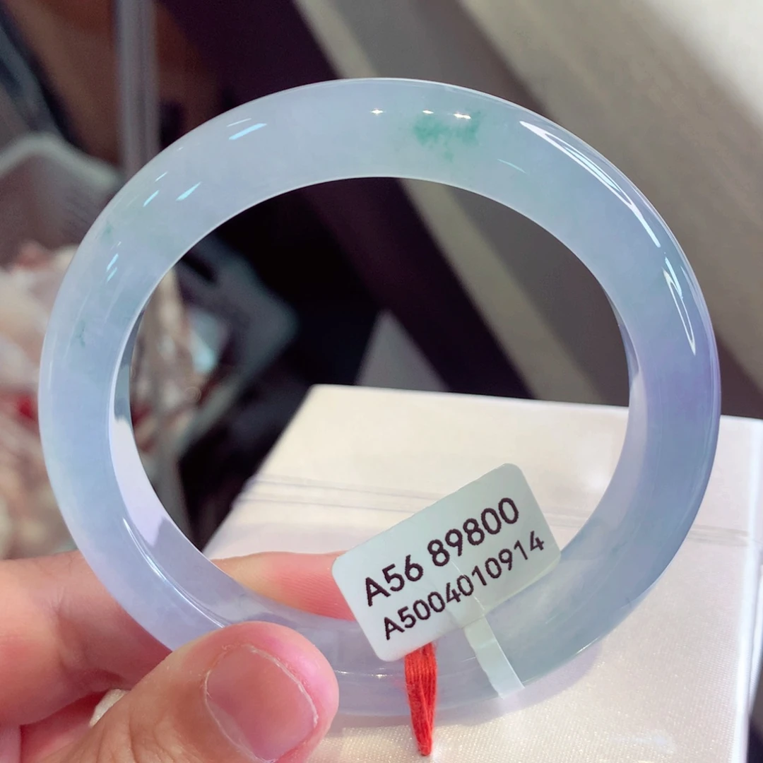 翡翠手镯未镶嵌鸿*?翡翠11